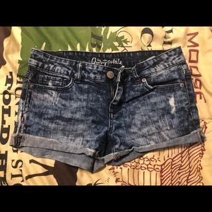 Jean shorts. Pet and smoke free home